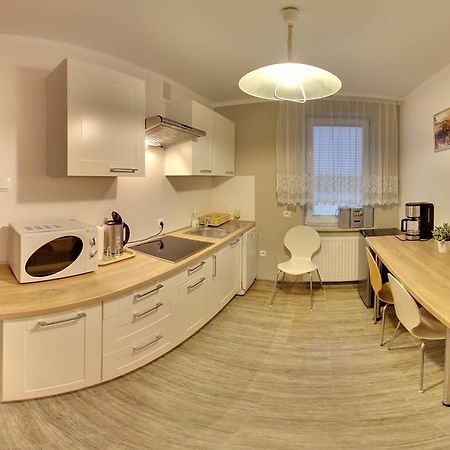 Apartamenty Pod Telegrafem เคียลเซ ภายนอก รูปภาพ