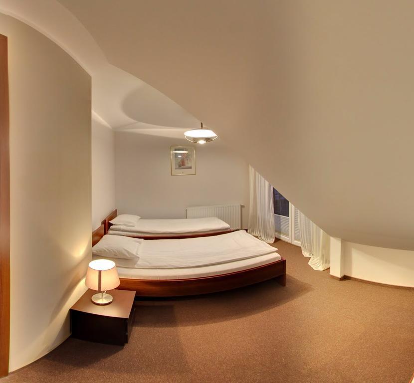 Apartamenty Pod Telegrafem เคียลเซ ภายนอก รูปภาพ